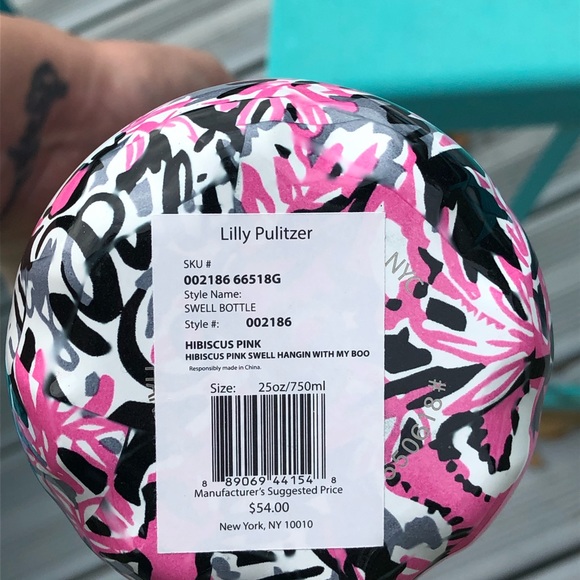 Lilly Pulitzer Swell bottle - Picture 4 of 4